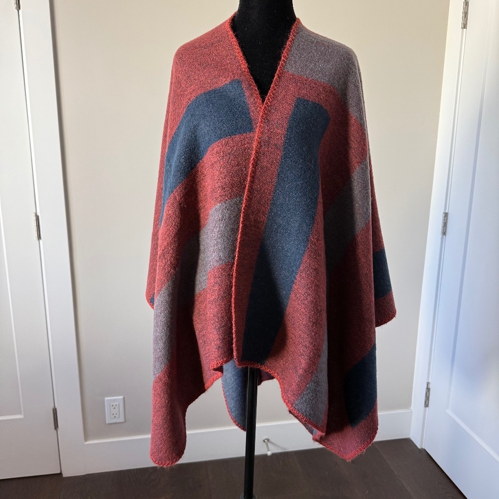 Oversized Colorblock Knit Poncho / Wrap — Red, Navy & Gray — One Size